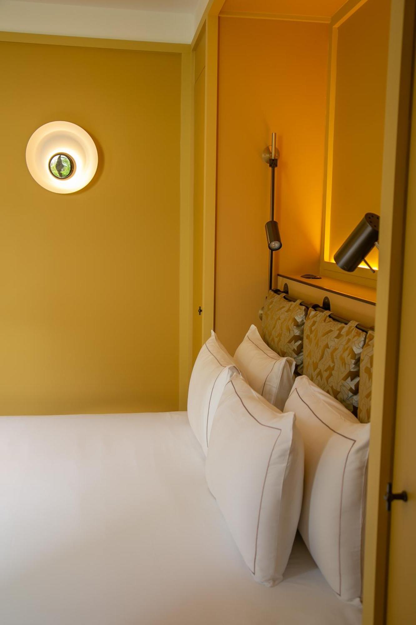 Hotel Le Ballu Paris Exterior photo
