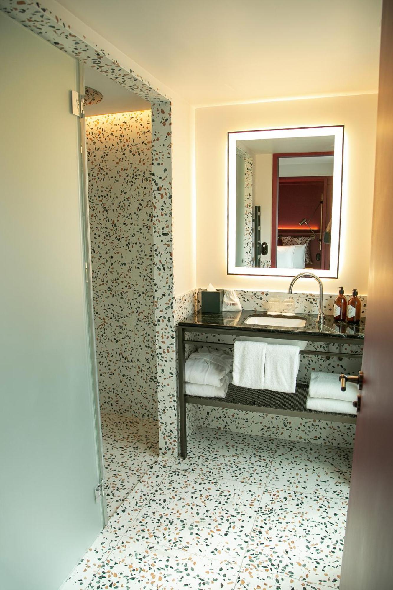 Hotel Le Ballu Paris Exterior photo
